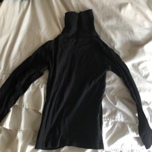 Bonpoint Black turtle neck
